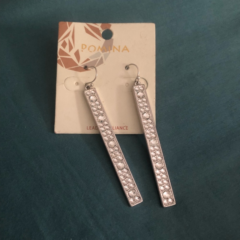 Ladies earings